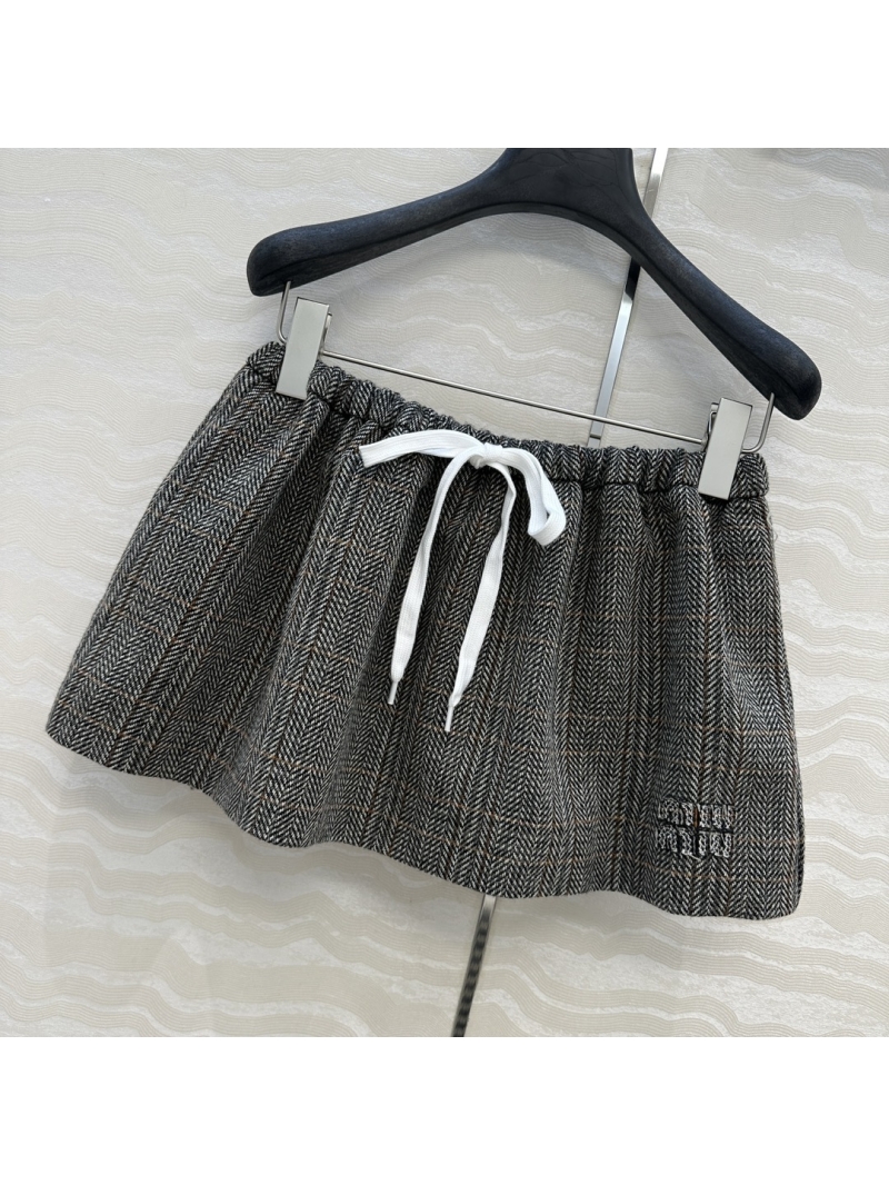 Miu Miu Women's Tweed Mini Skirt - Exquisite 100% Wool, Vintage Plaid, Sweet & Edgy, Tailored Fit, Grey