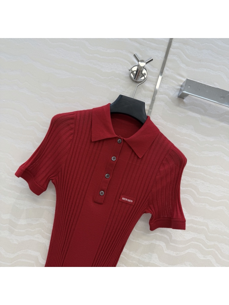 Miu Miu Exquisite Red 100% Merino Wool Polo Top | Fitted 18-Gauge Knit