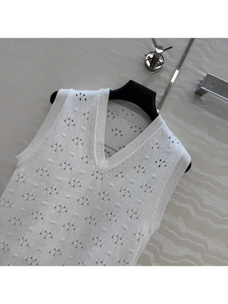 Miu Miu 18-Gauge Pure Cotton Pointelle Knit Scalloped Vest in White