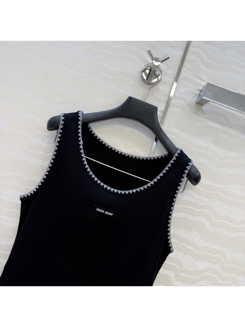 Miu Miu Lyocell Pure Cotton Shell-Stitched Ribbed Tank Top in White