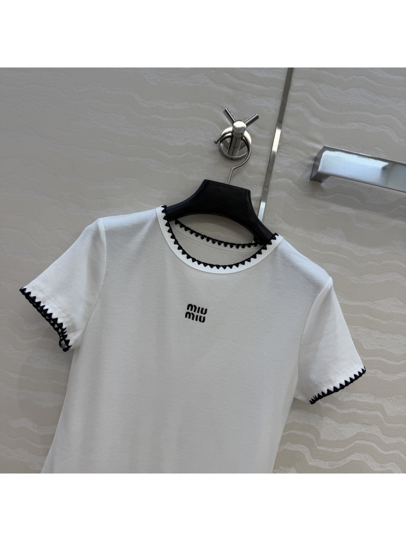 Miu Miu Lyocell and Pure Cotton Ribbed Shell-Trim Short Sleeve T-Shirt in White