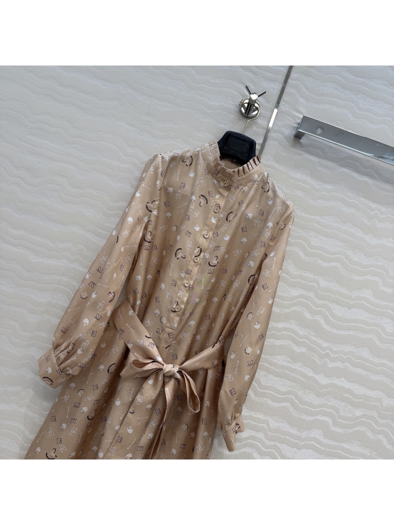 Max Mara 100% Silk Twill Equestrian Print Ruffled Midi Dress in Beige