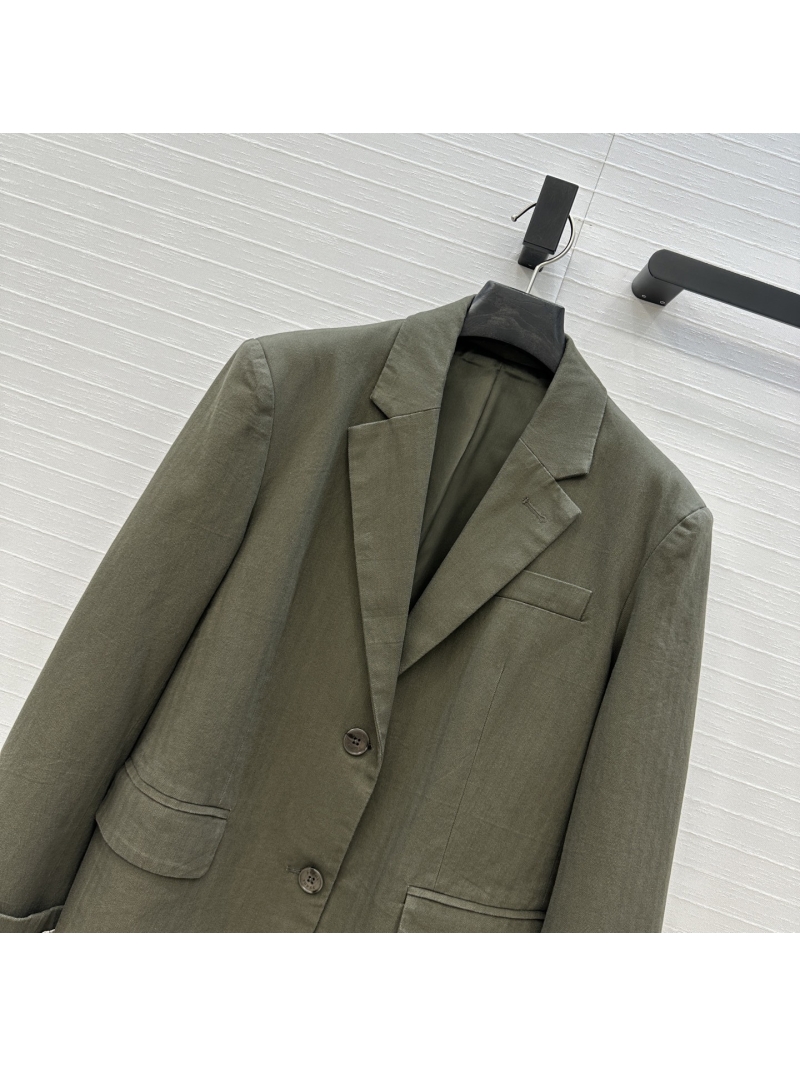 Prada Early Spring Green High-Intelligence Casual Blazer – Luxe Minimalist Tailoring with Custom Striped Sleeve Lining