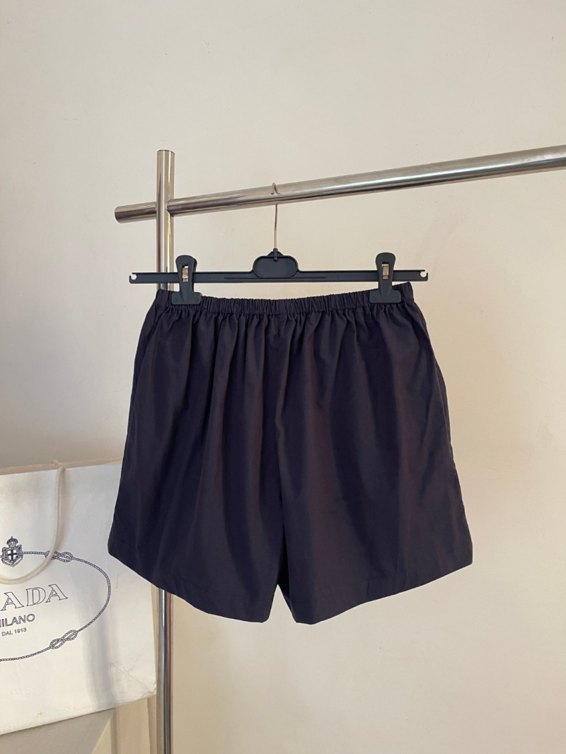 Prada Re-Nylon Cargo Shorts in Black - Technical Fabric, Relaxed Fit, Modern Utility Streetwear