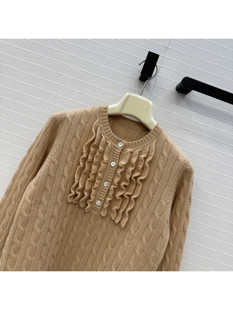 Valentino Exclusive Fall Collection Cashmere Cable-Knit Top in Beige
