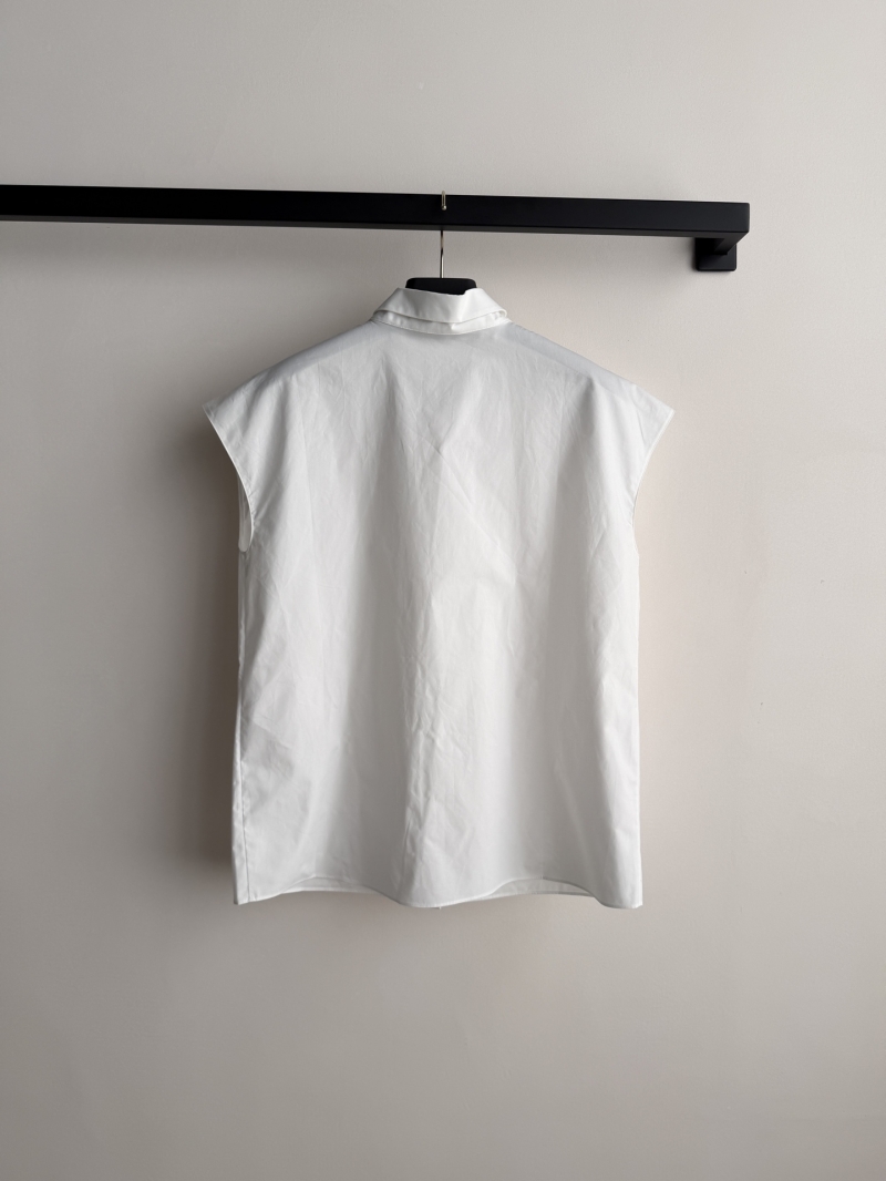 Valentino Exquisite White Sleeveless Cotton Blouse with Intricate Broderie Anglaise Embroidery