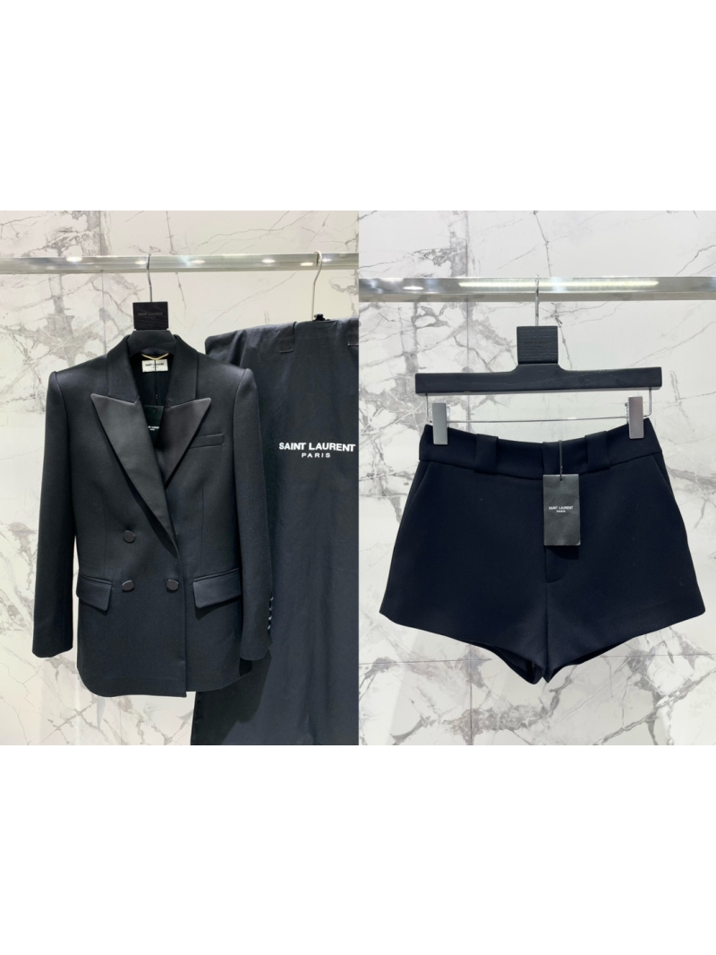 Saint Laurent Classic Wide-Waist Twill Wool Shorts - Luxe & Stylish