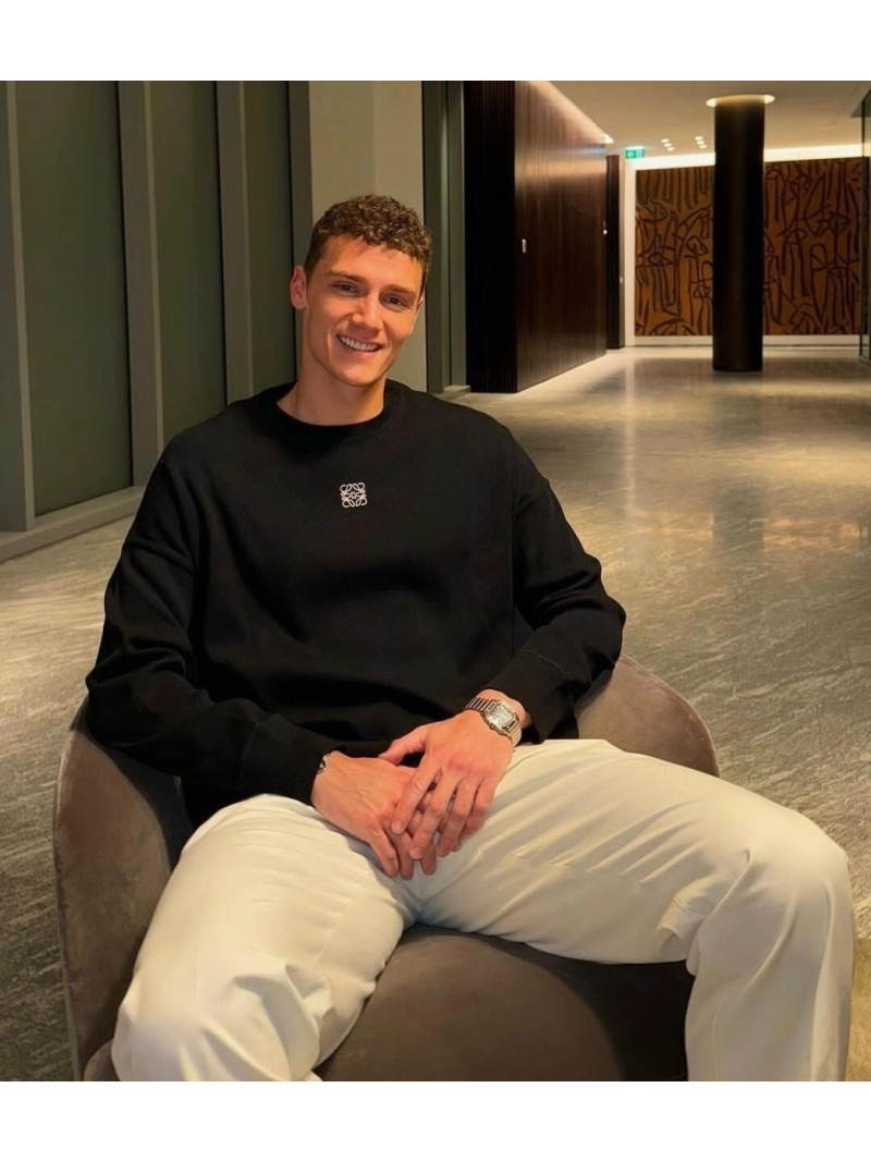 Loewe Black Anagram Embroidered Crewneck Sweatshirt | Elevated Ribbed Knit Jumper