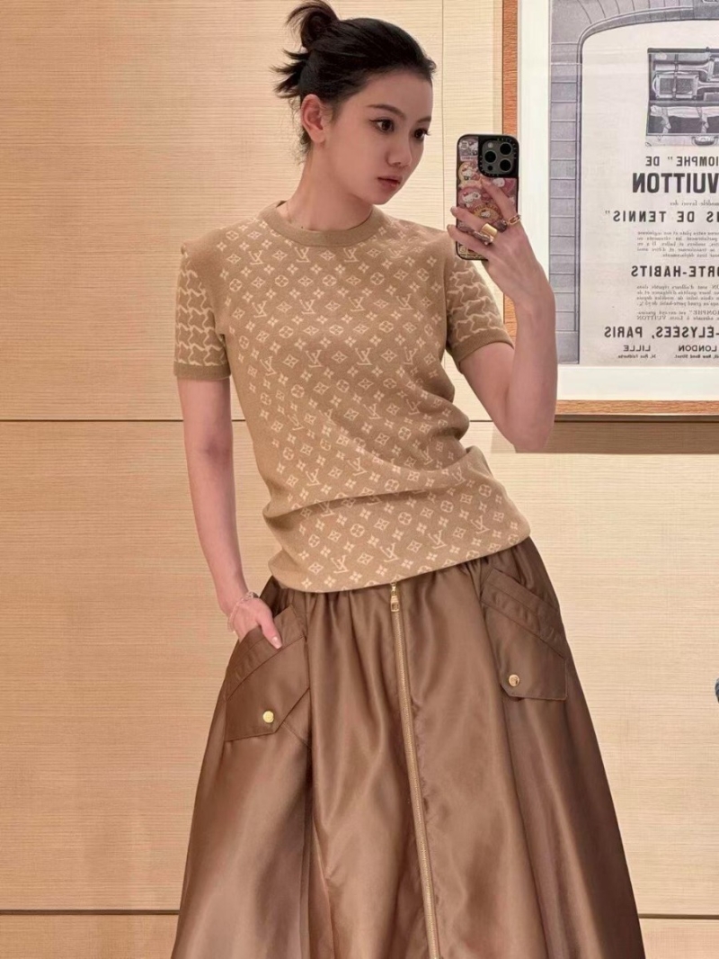 Louis Vuitton Monogram Jacquard Wool Short-Sleeved Knit Top in Sandy Beige