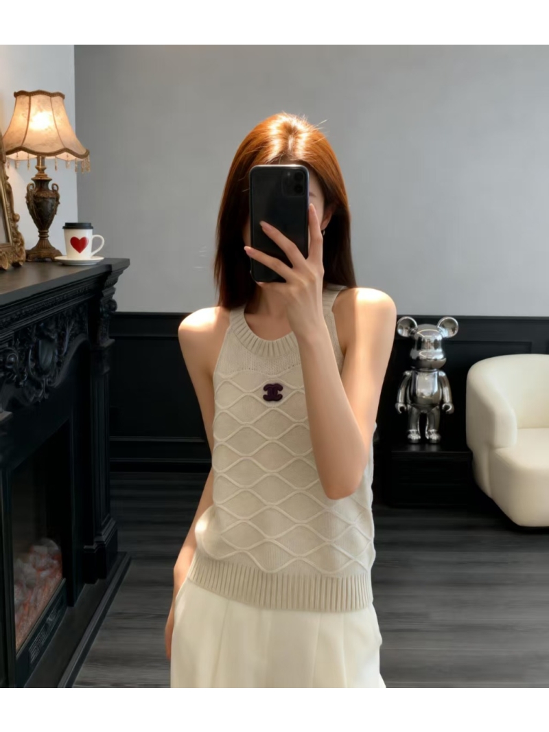 Chanel Wave-Textured Halter Knit Vest in Grey