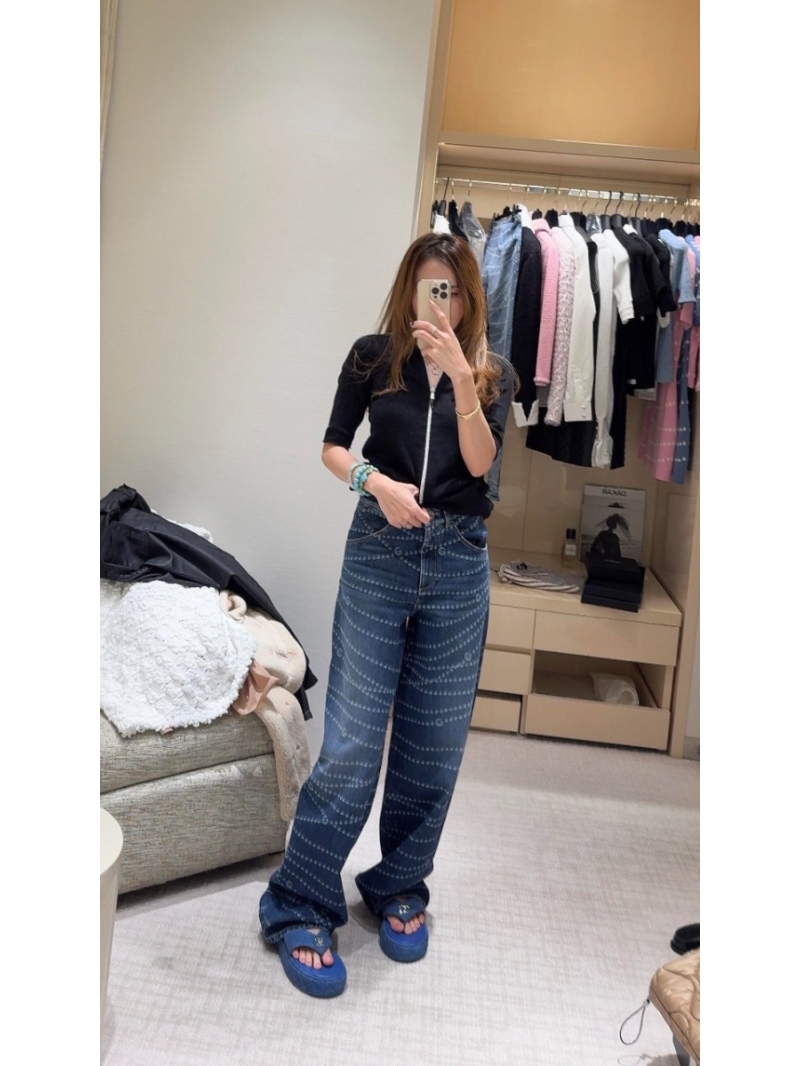  Chanel 25P New Series Imported Washed Denim CC Pearl Logo Wide-Leg Jeans Dark Blue