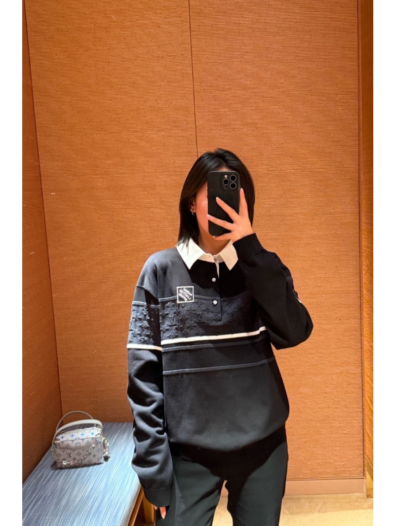 Louis Vuitton Exclusive Spring Summer Oversized Emblem Polo Knit Shirt