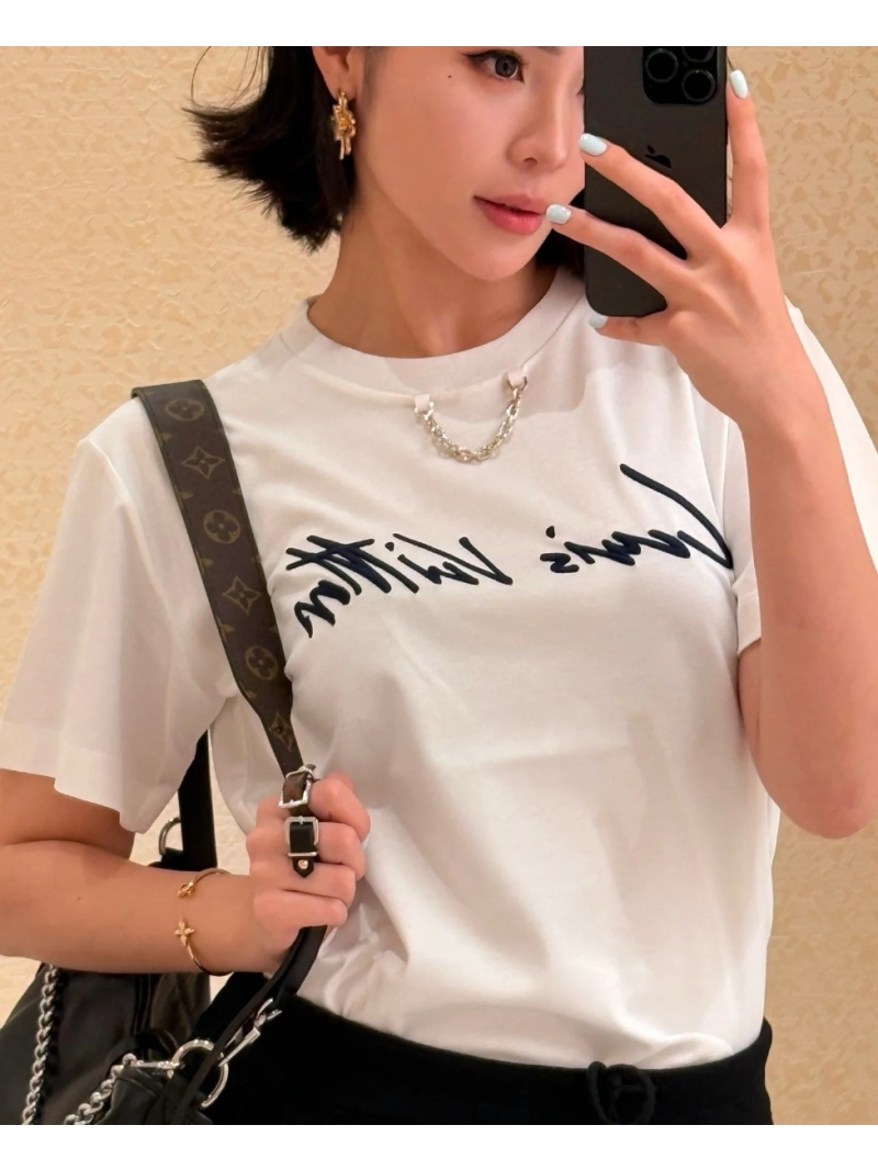 Louis Vuitton LV Exclusive Monogram Embroidered Short Sleeve T-Shirt