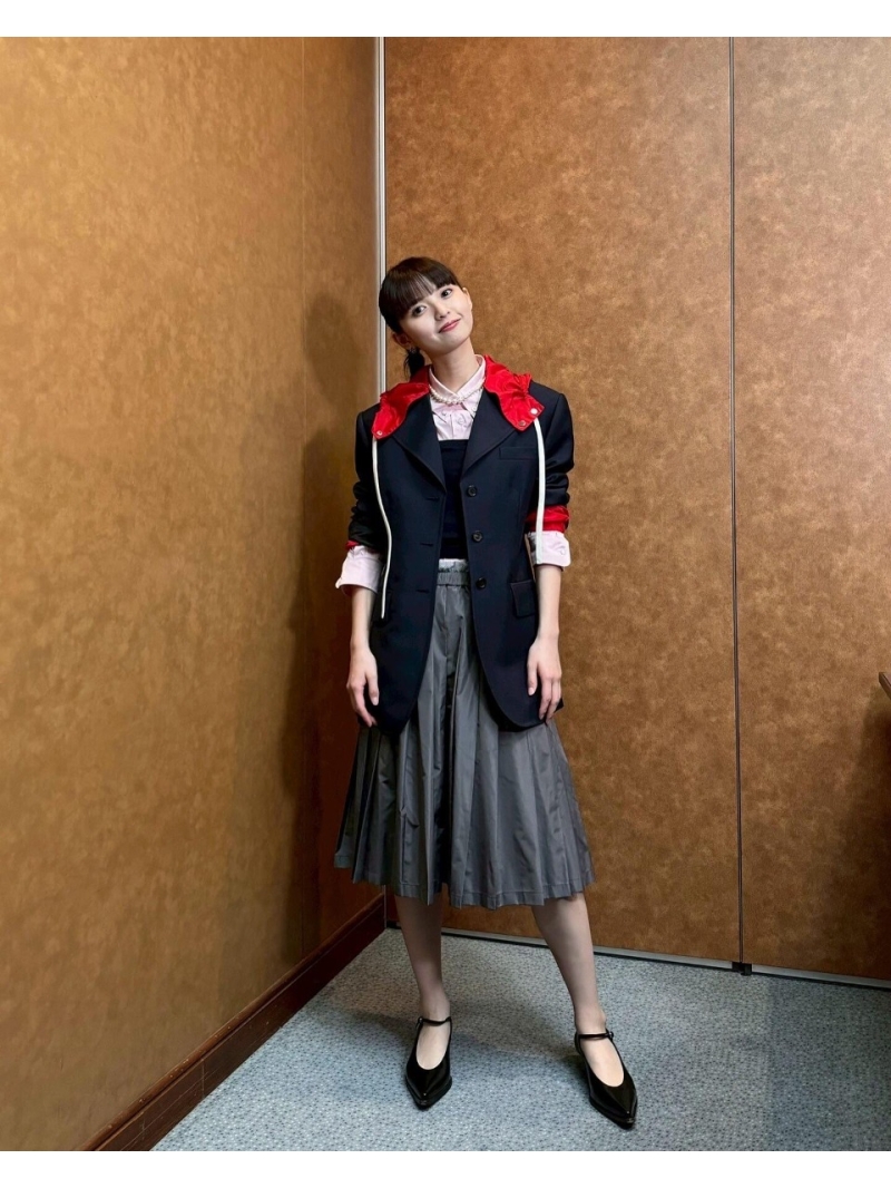 Miu Miu Early Autumn Contrast Hooded Blazer Jacket - Exclusive Chic Design