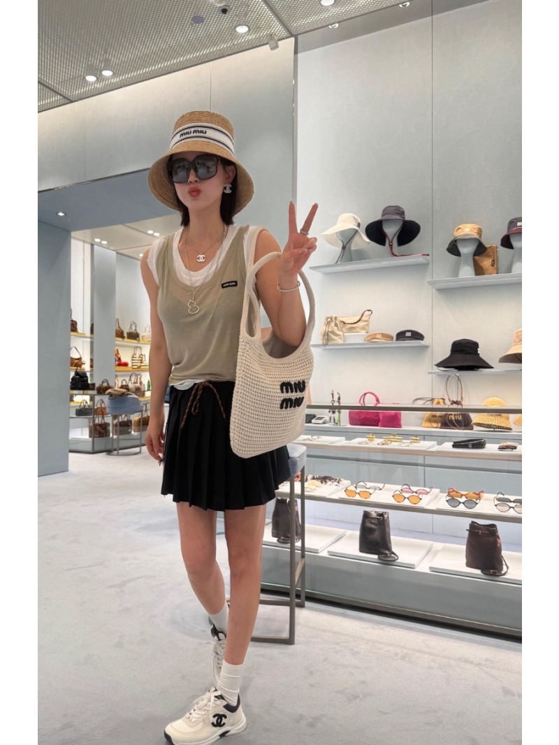 Miu Miu 25SS Summer Contrast Patch Sleeveless Tank Top - Exclusive Unisex Streetwear