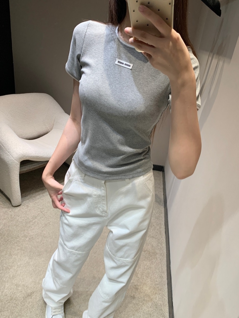 Miu Miu 25SS Grey Lace-Trim Short Sleeve T-Shirt - Chic & Exclusive