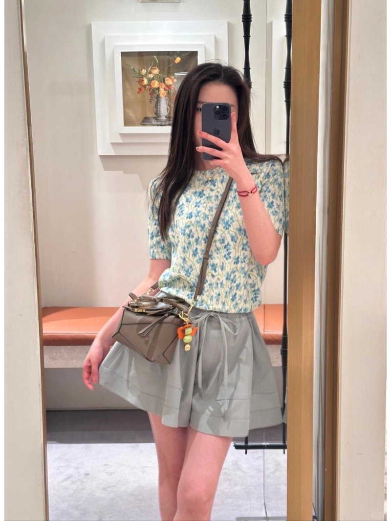 Loewe 25FW Early Autumn Blue & White Floral Knit Top - Exclusive & Chic