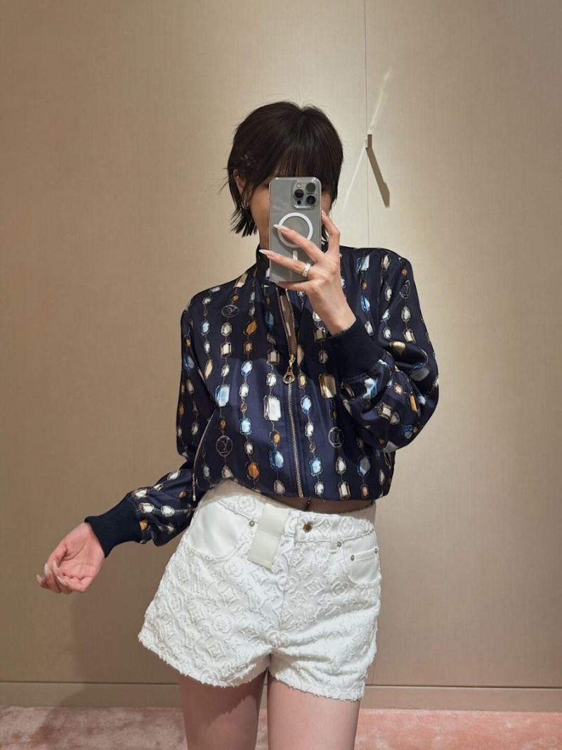 Louis Vuitton Spring/Summer Monogram Jacquard Denim Shorts - Luxe & Exclusive