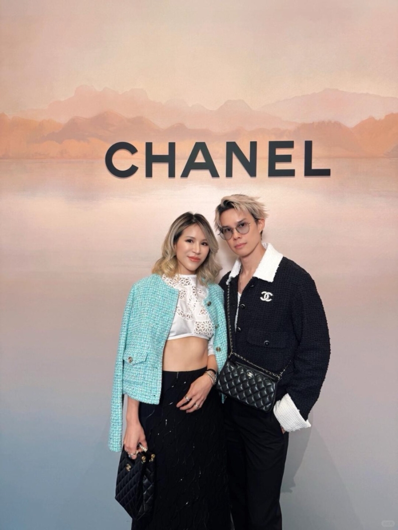 Chanel Classic Boxy Tweed Jacket - Elegant Blue-Green Luxe