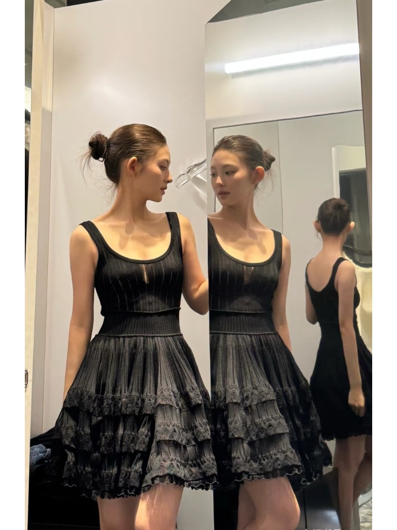 ALAIA Crinoline Lace-Knit Princess Dress in Black – Luxe A-Line Silhouette