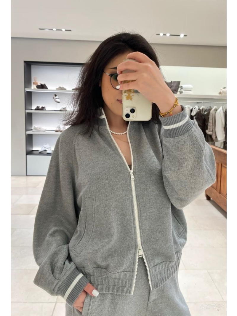 Brunello Cucinelli BC Long-Termism Casual Sportswear Set in Light Gray, Embroidered Badge Zip-Up Jacket & Tapered Trousers