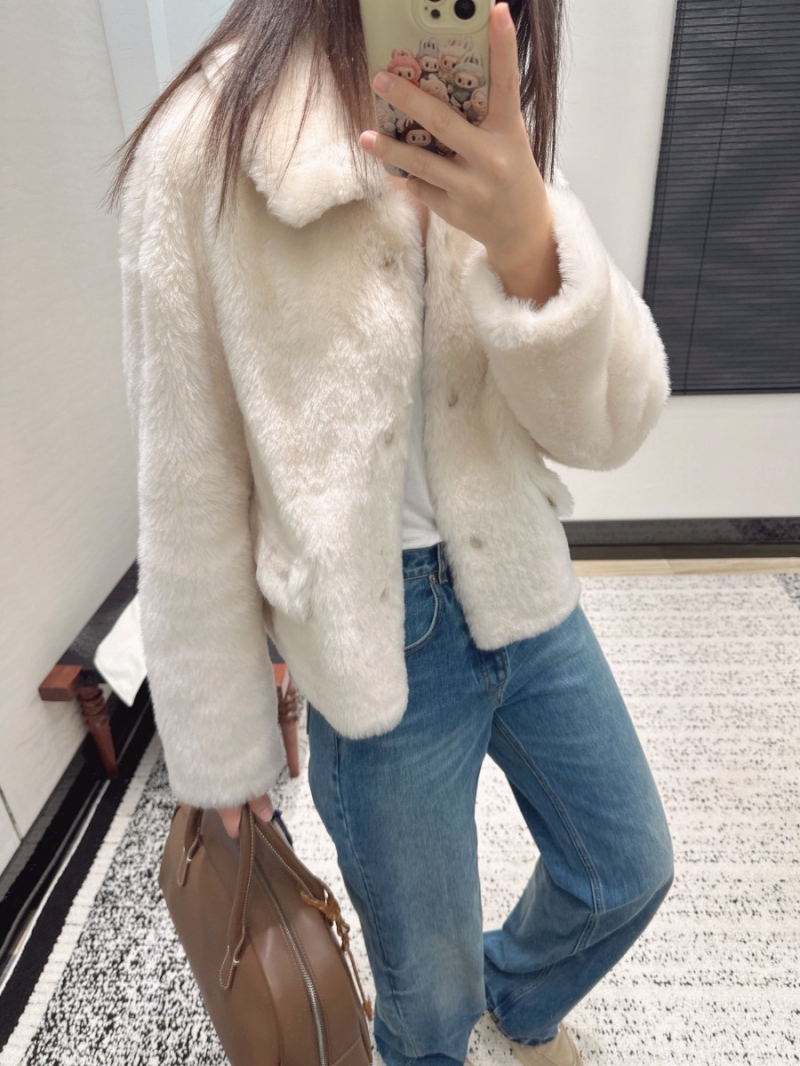 Prada Limited Edition Lapel Coat in Imported Spanish Merino Fur Mink Fur Bakka Shearling Off-White