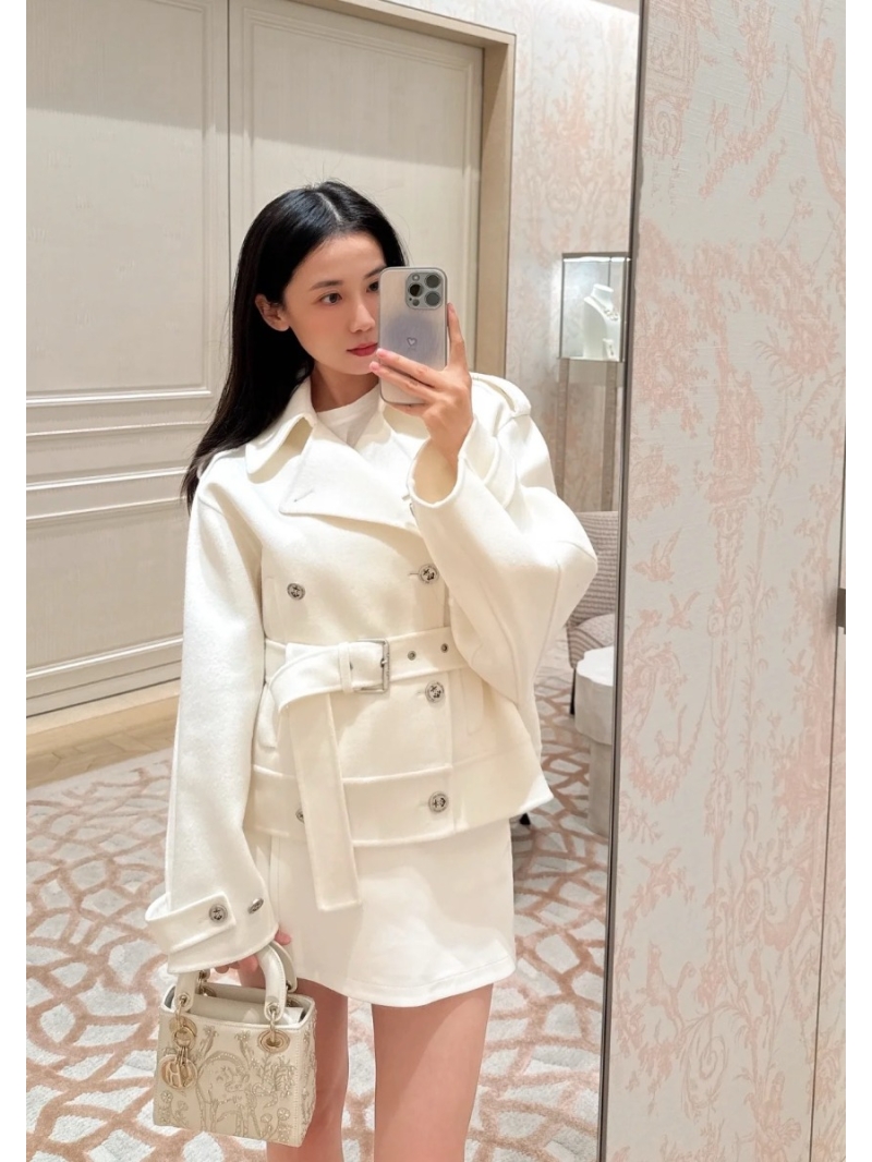 Dior Women's Cream White Cashmere Coat, 2025FW Limited Edition — Exquisite Double-Faced Fabric, Tailored Fit, Vintage-Inspired Double-Breasted Design