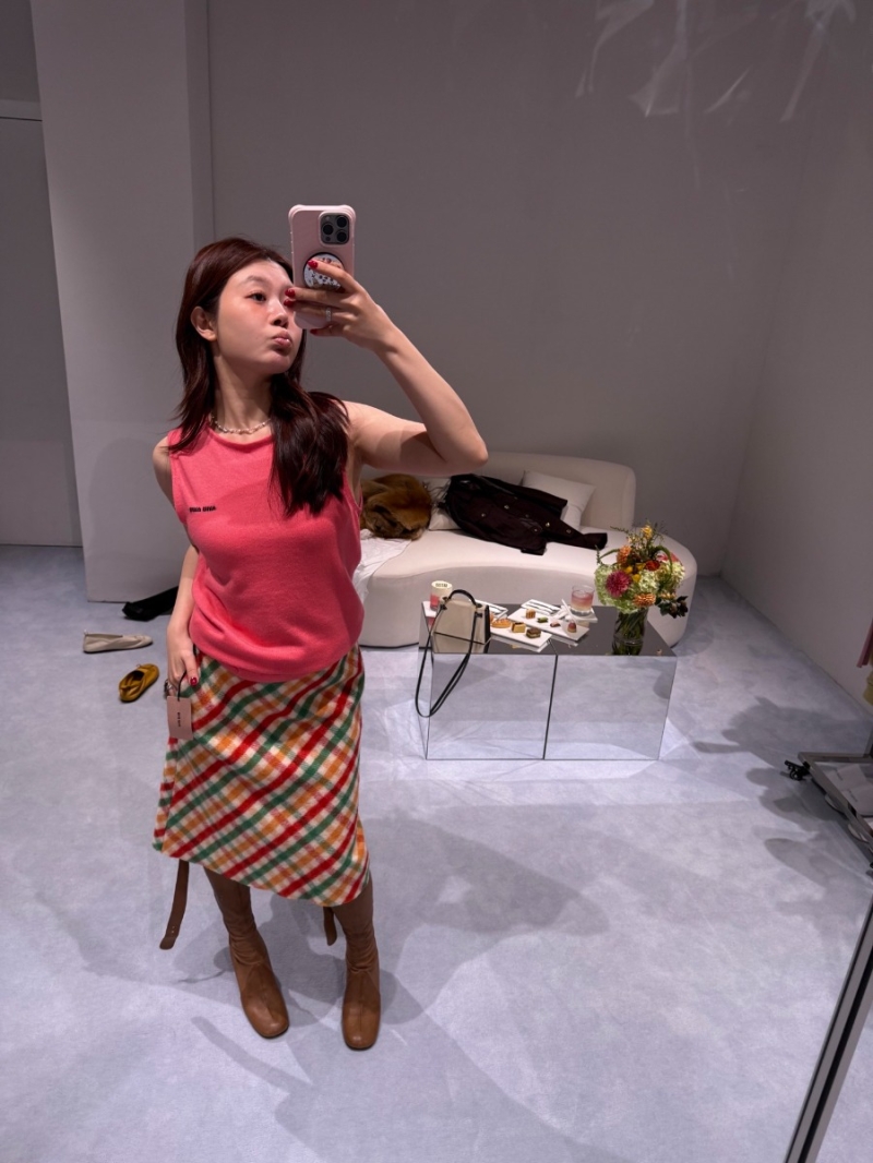 Miu Miu Women's Wool Blend Midi Skirt with Colorful Diagonal Plaid Pattern, Sumptuous & Tailored for Fall/Winter