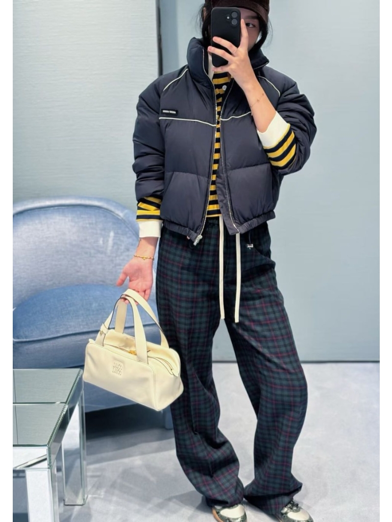 Miu Miu Signature Embroidered Logo Puffer Jacket in Navy with Contrast Piping – Luxurious Imported White Duck Down Filling, Relaxed Boxy Fit