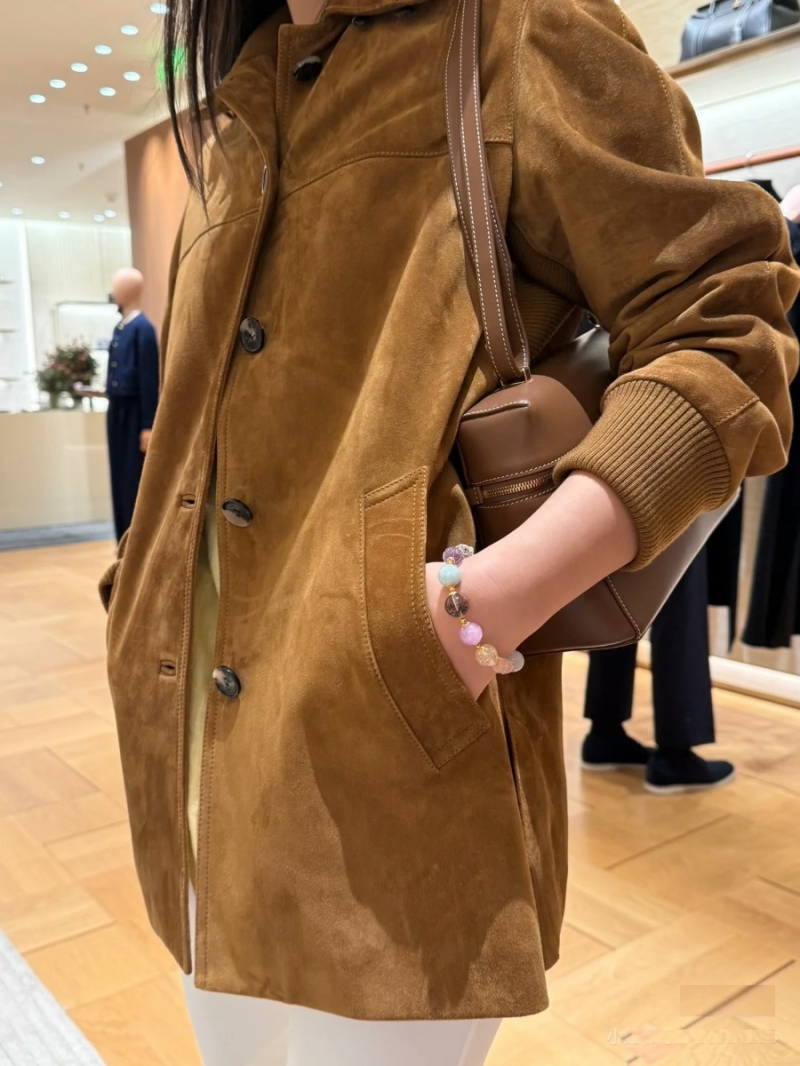 Loro Piana Equestrian-Inspired Premium Suede Coat with Wool Blend Collar