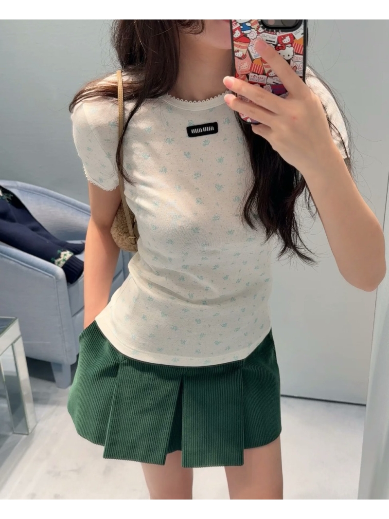 Miu Miu Exclusive Holiday Collection Cotton T-Shirt – Soft Blue Floral Print, Slim Fit, Scalloped Trim