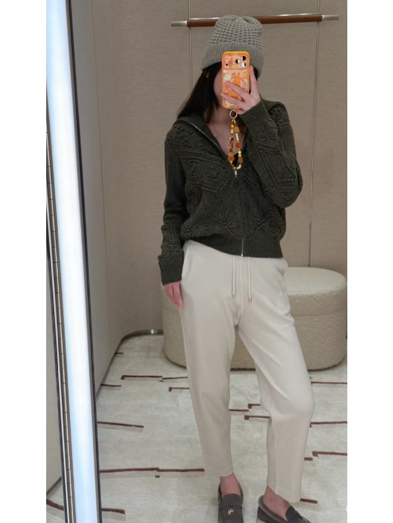 Loro Piana Cream Heavyweight Cashmere Diamond Jacquard Zip-Up Jacket