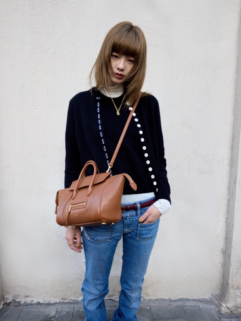 Celine 25FW Cashmere Button-Down Round Neck Long Sleeve Cardigan in Black