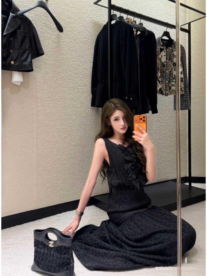 Chanel 26C Metiers d'Art Embossed Jacquard Silk Bow Maxi Dress in Black