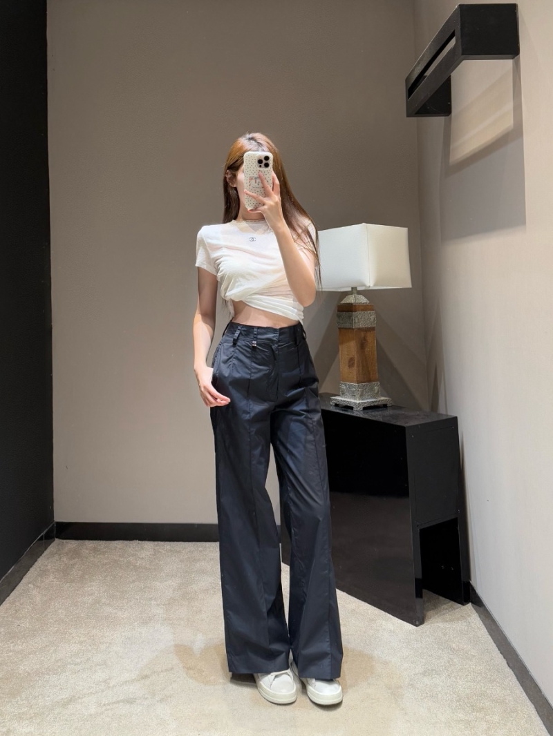 Chanel Deep Navy High-Waisted Wide-Leg Trousers with Signature Double C Buckle