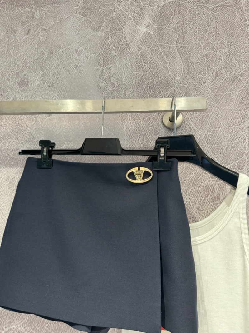 Valentino Silk-Wool Blend Skort with Gold Metal Clasp