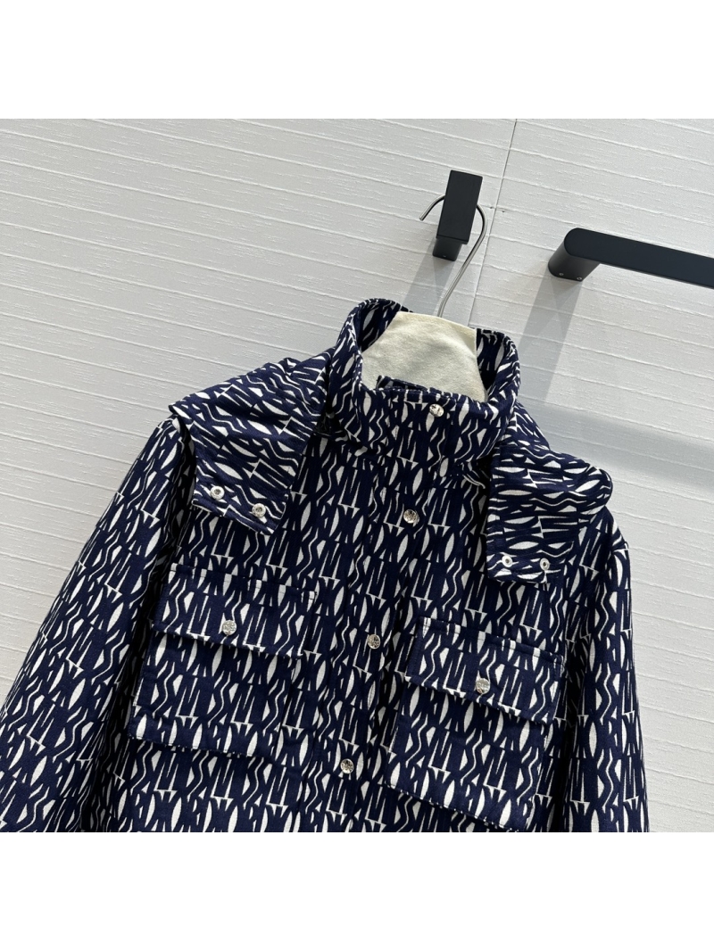 Dior Pre-Fall Collection Jacquard Cropped Jacket in Navy and White