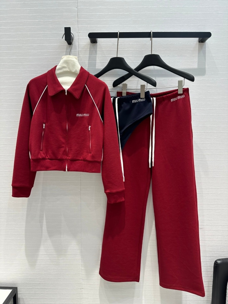 Miu Miu 2024 Pre-Fall Collection Sporty Two-Piece Set. Deep Burgundy