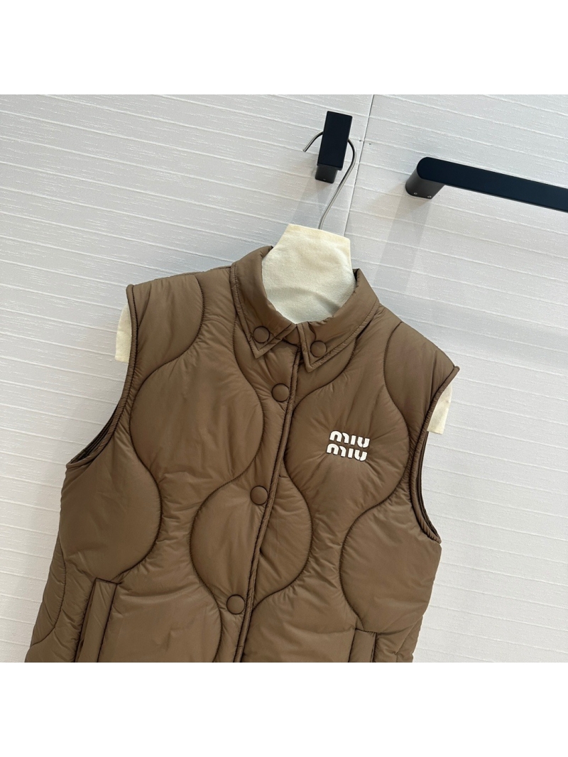 Miu Miu 2024 Fall/Winter Collection Embroidered Logo Padded Vest. Brown