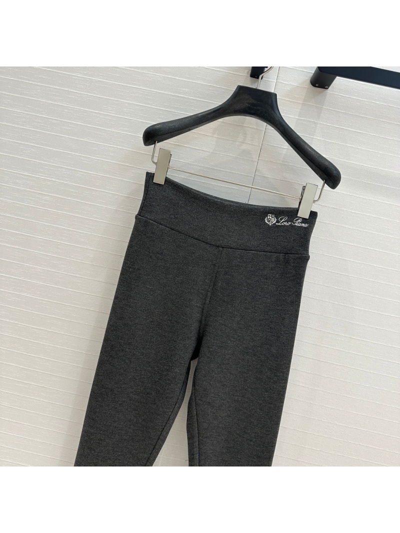 Loro Piana Autumn/Winter Collection Fleece-Lined Slim Leggings. Light Gray