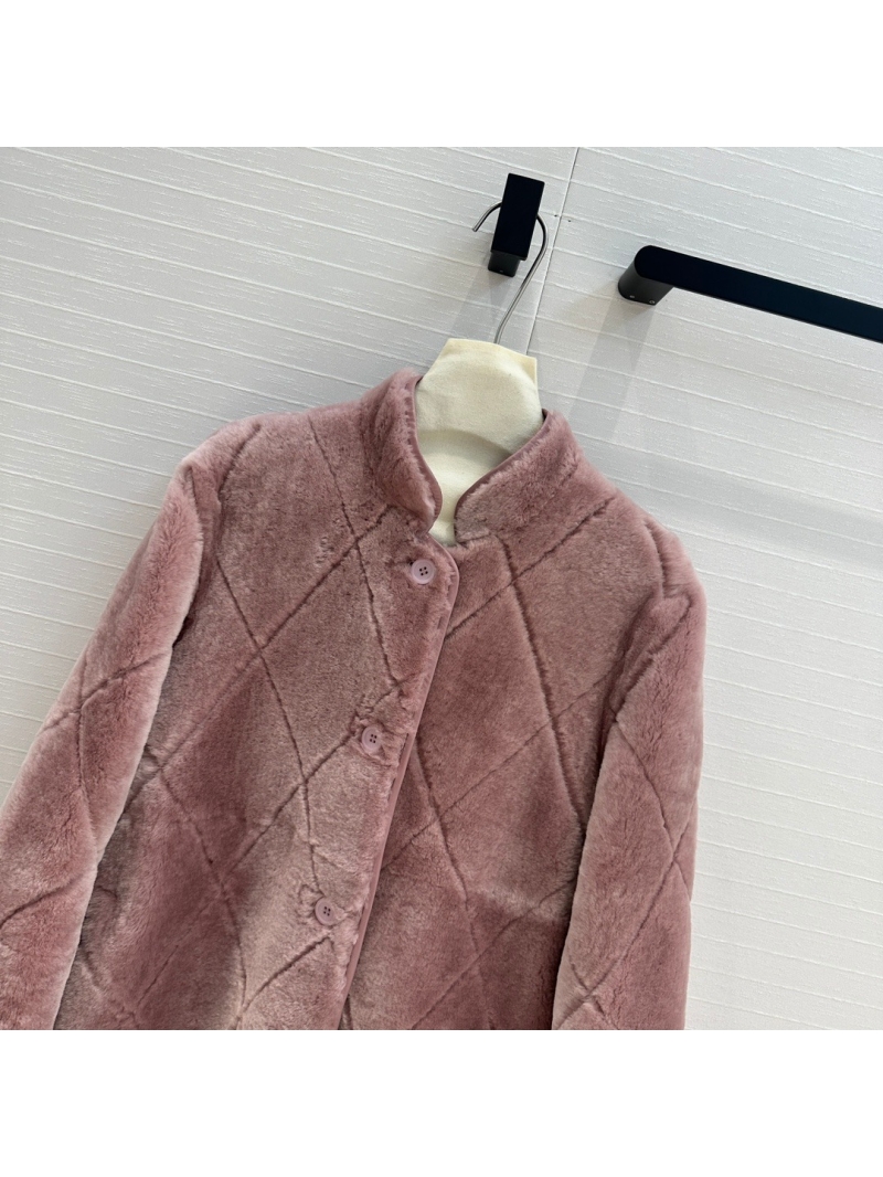Loro Piana Fall/Winter 2024 Luxurious Merino Shearling Coat (Diamond Quilted). Blush Pink
