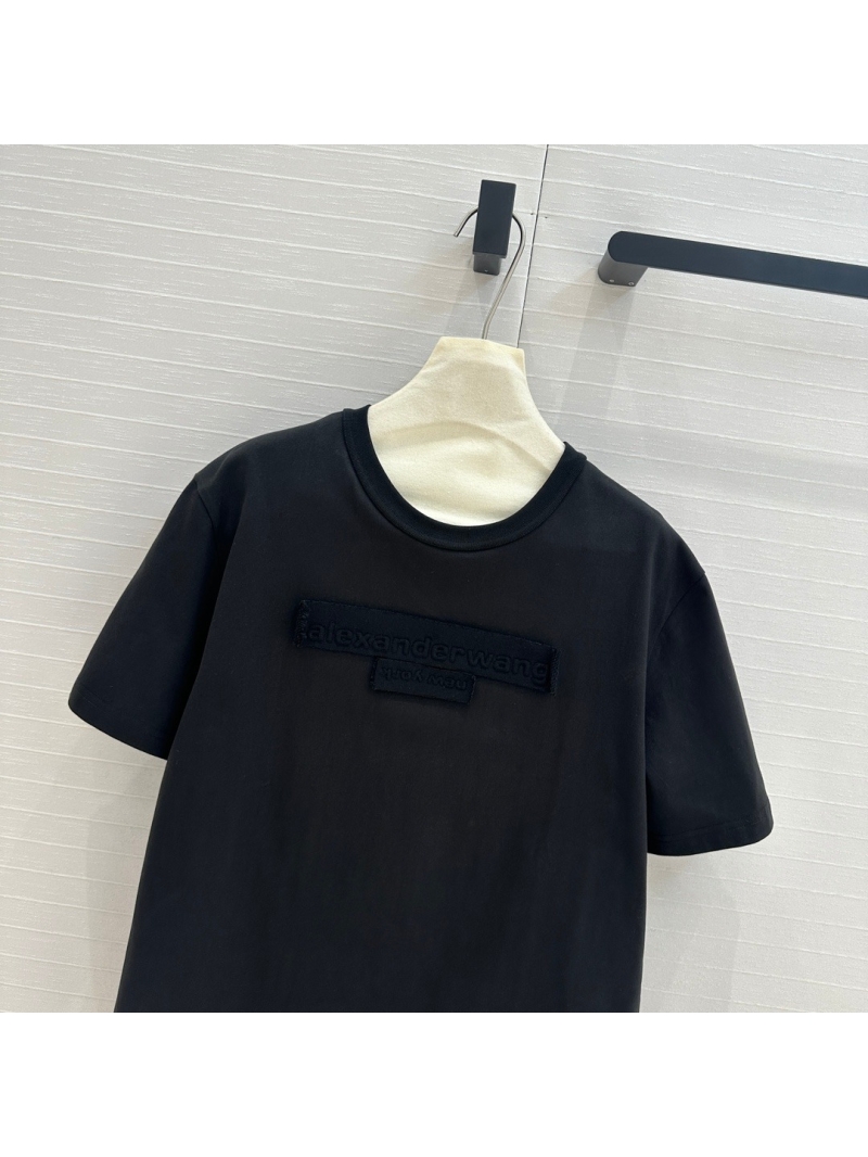 Alexander Wang 24 Fall/Winter Collection Embossed Logo T-Shirt in Black