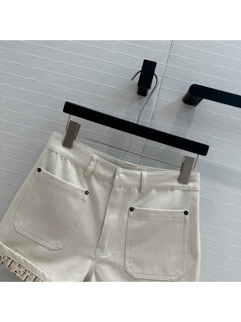Dior Miss Dior Chic Double-Pocket Shorts Beige