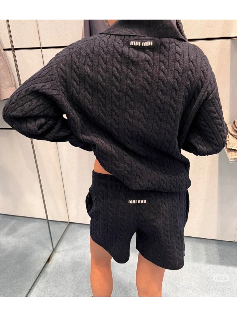 Miu Miu Fall/Winter 2024 Cashmere Plaid Knit Set Pullover with shorts