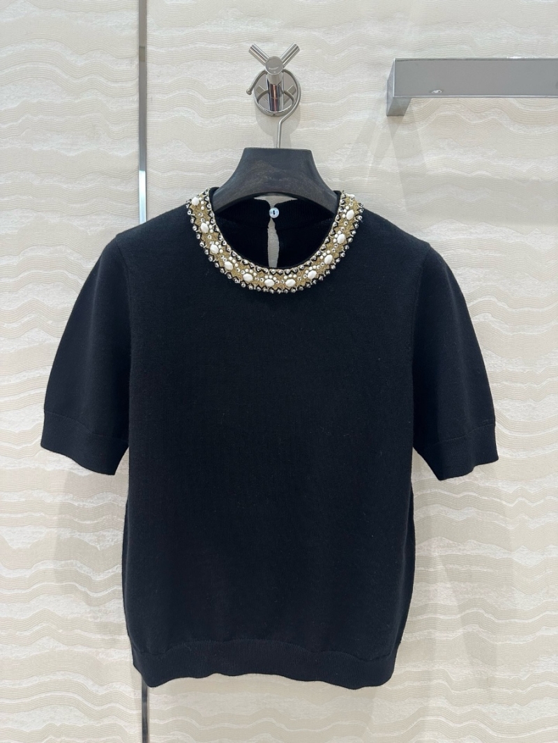 Valentino Elegant Crystal-Collar Wool Knit Top Black – Luxurious and Chic
