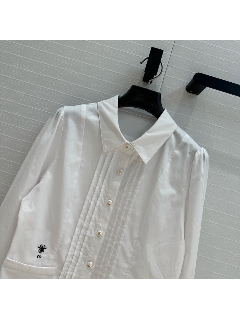 Dior Spring 2025 Court-Style Pleated Short Blouse – Timeless Elegance