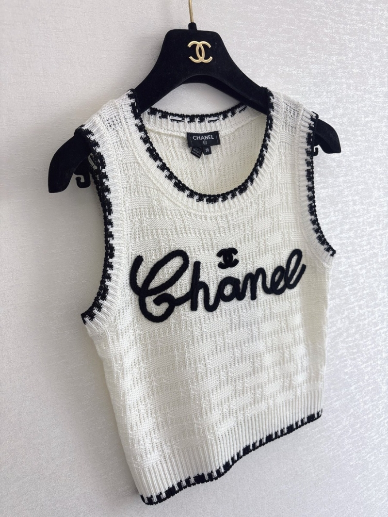 Chanel Signature Cursive Logo Knit Wool Vest in Off-White and Black