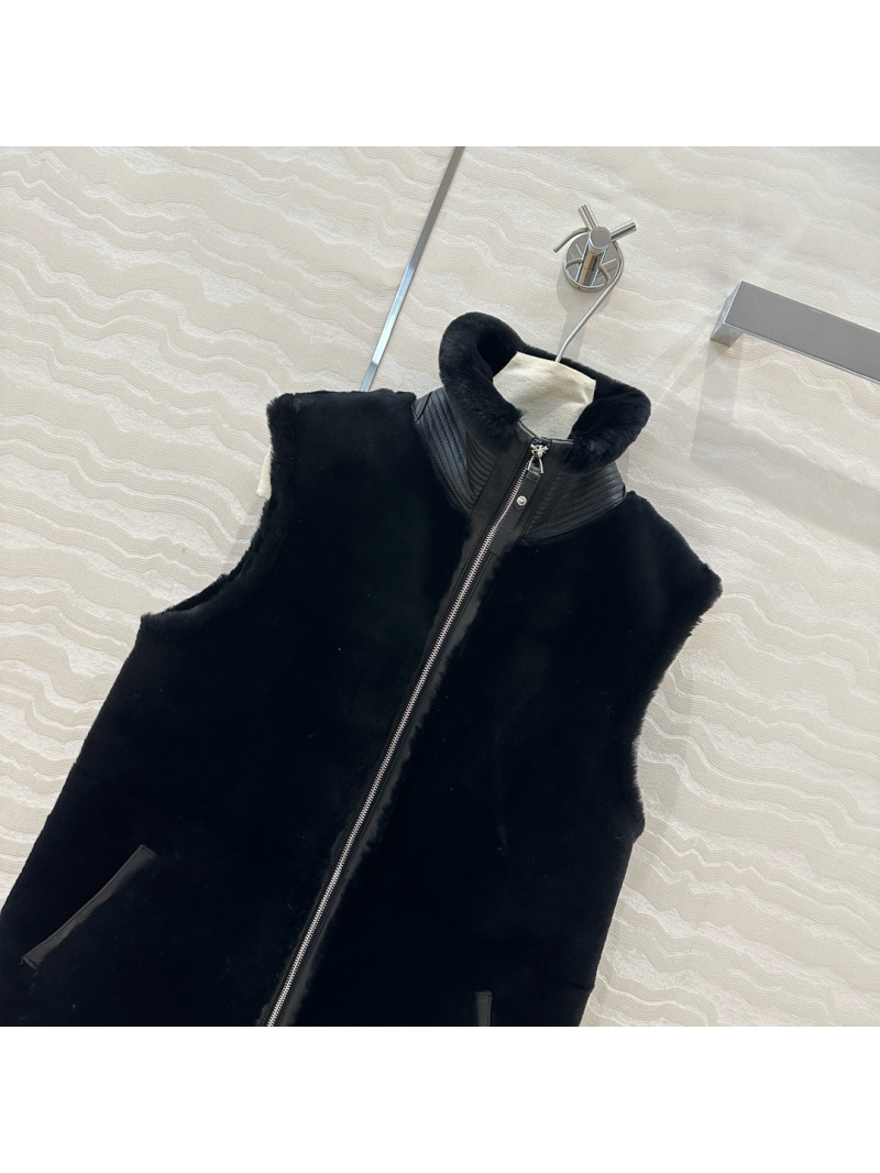 Hermes Fall/Winter Must-Have Reversible Shearling Vest - Black
