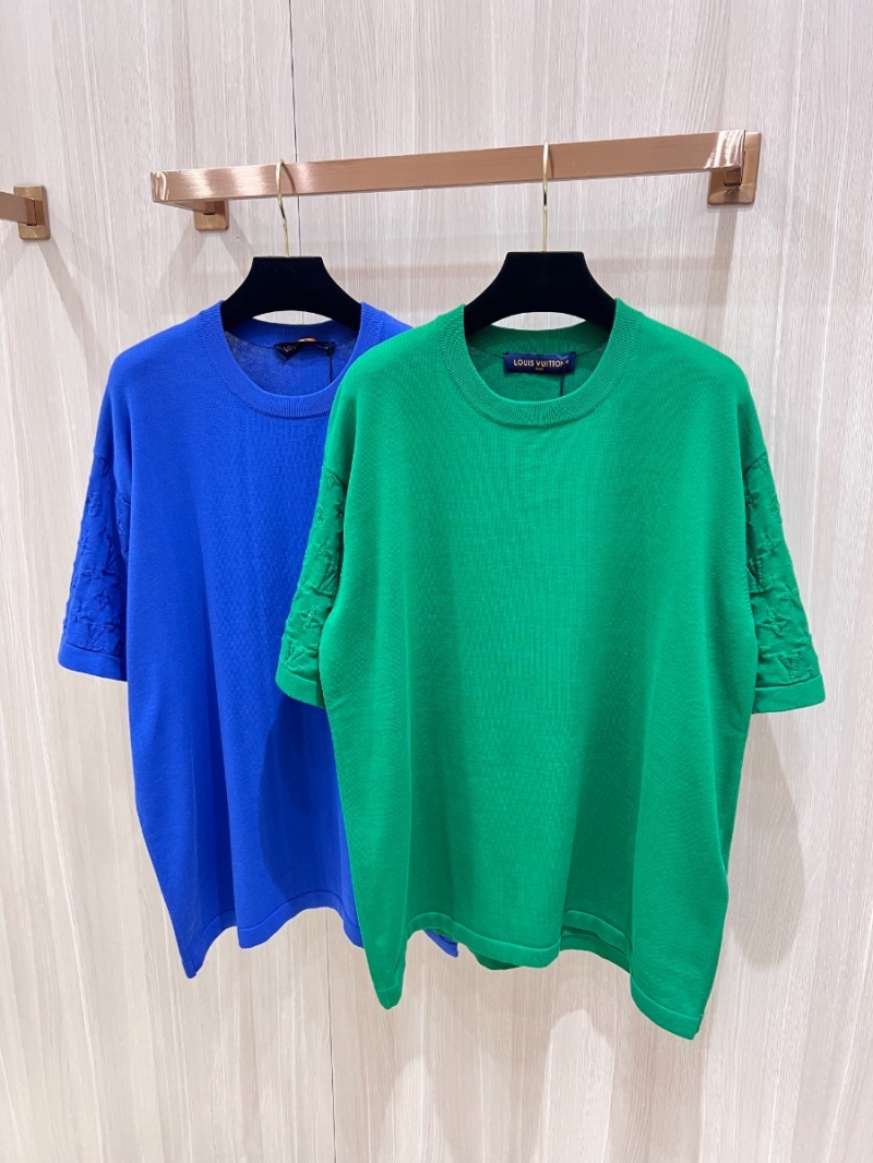 Louis Vuitton 2024 Early Spring Collection Intricate Wool Knit Short Sleeve. Green