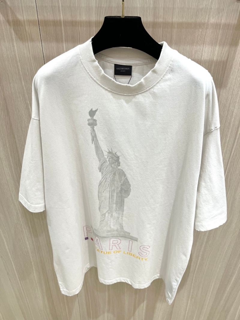 Balenciaga New Arrival. Statue of Liberty Print T-Shirt. Light Grey